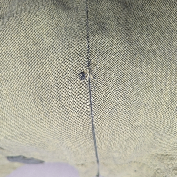 Embroidered Green and Gray Skirt - Picture 3 of 3